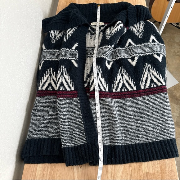 A&F Wool Blend Shawl Collar Open Cardigan Size L Western Nordic White Black Red - Picture 8 of 8